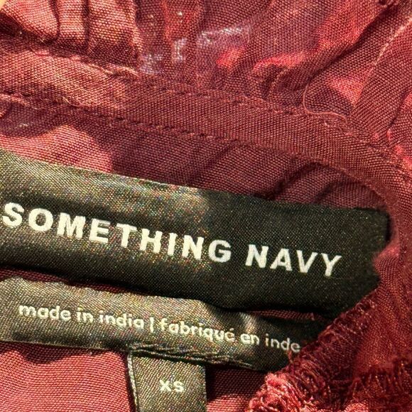 Something Navy Blouse Pleated Peplum
Button Blouse Sz XS - Picture 8 of 8